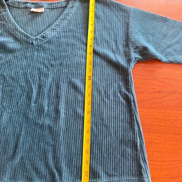 J. Jill Blue Ribbed V-Neck Top - Picture 3 of 5